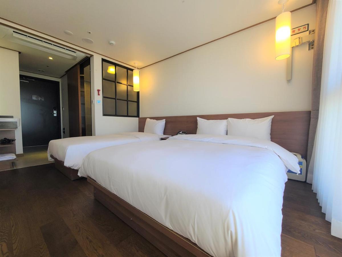 Tamara Jeju Hotel مدينة سيوجويبو المظهر الخارجي الصورة
