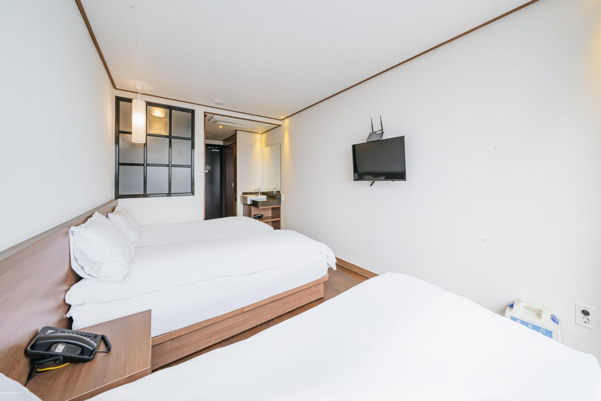 Tamara Jeju Hotel مدينة سيوجويبو المظهر الخارجي الصورة