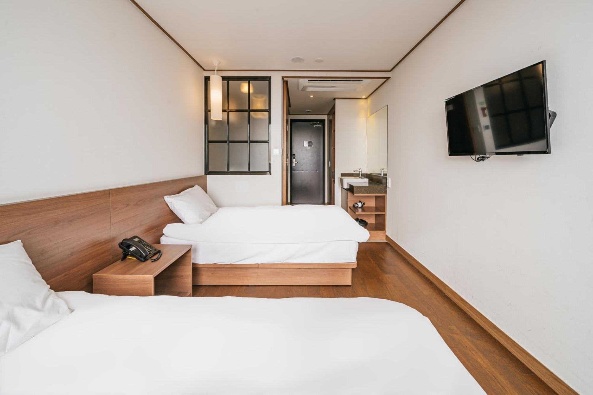 Tamara Jeju Hotel مدينة سيوجويبو المظهر الخارجي الصورة